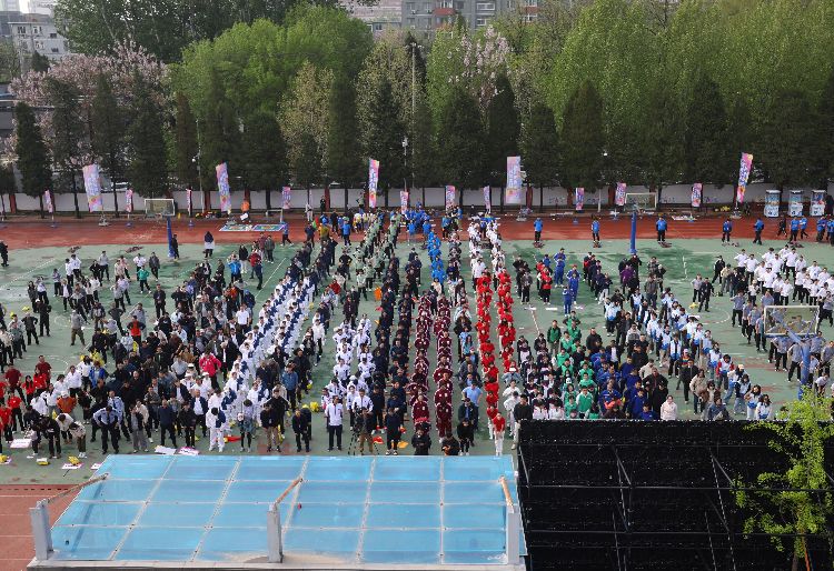 跨区域联动800余名运动员齐聚安贞地区运动会(图1)